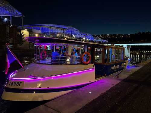 Croisière apéritive spéciale Fête des Lumières à bord du Vaporetto