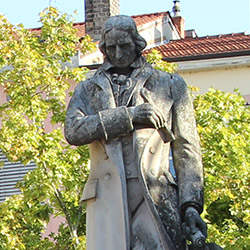 statue de Jacquard, place de la Croix-Rousse